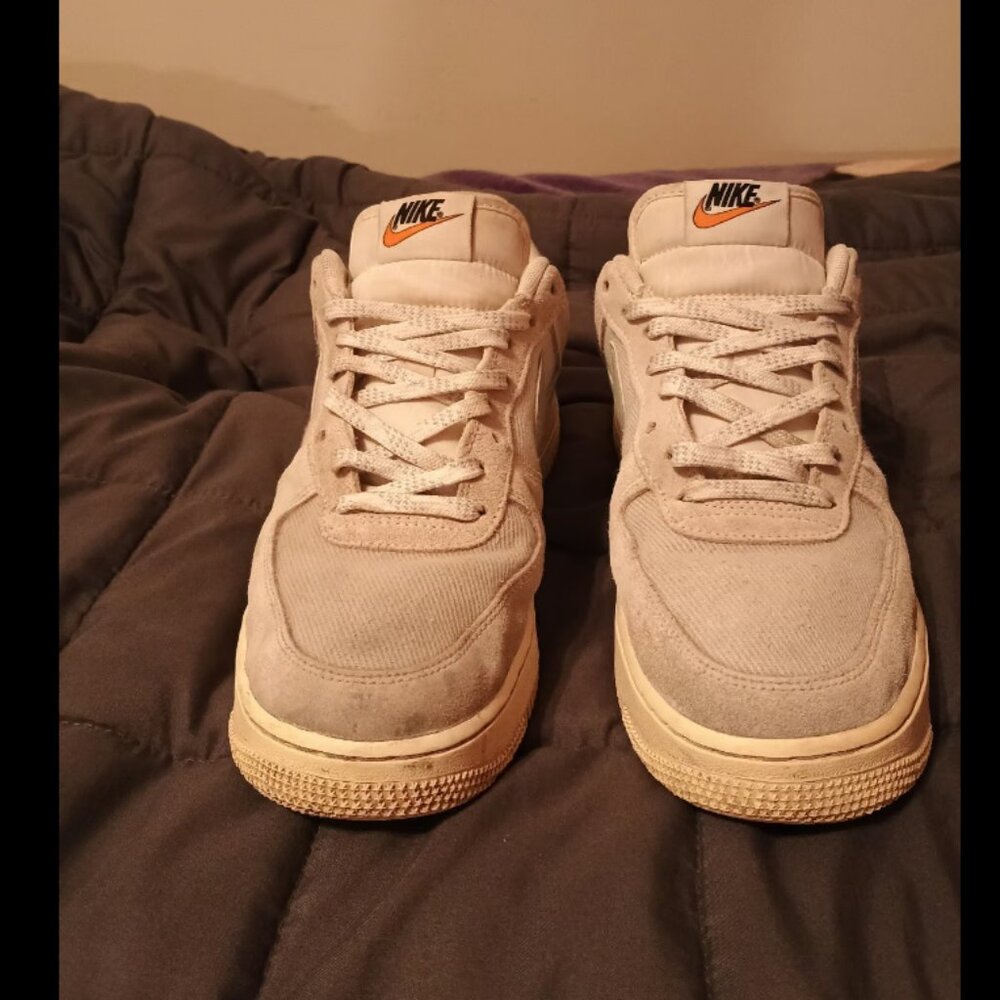 Nike Air Force 1 '07 LV8 D09801-100